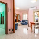 Nigido Holiday Houses Simona